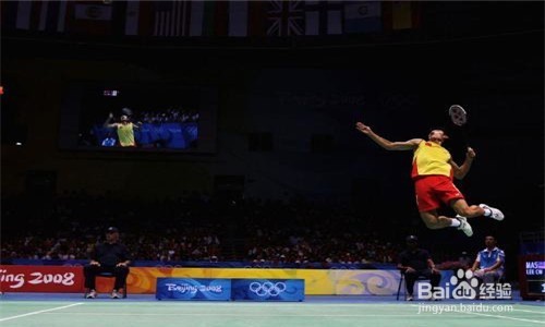 为什么有些人用力杀球，球速却反而不快？